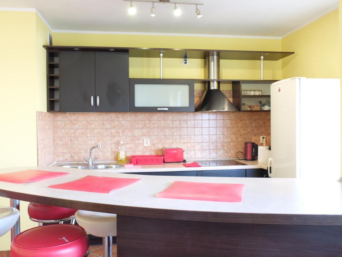 Red Apartment Wrocław Eksteriør billede